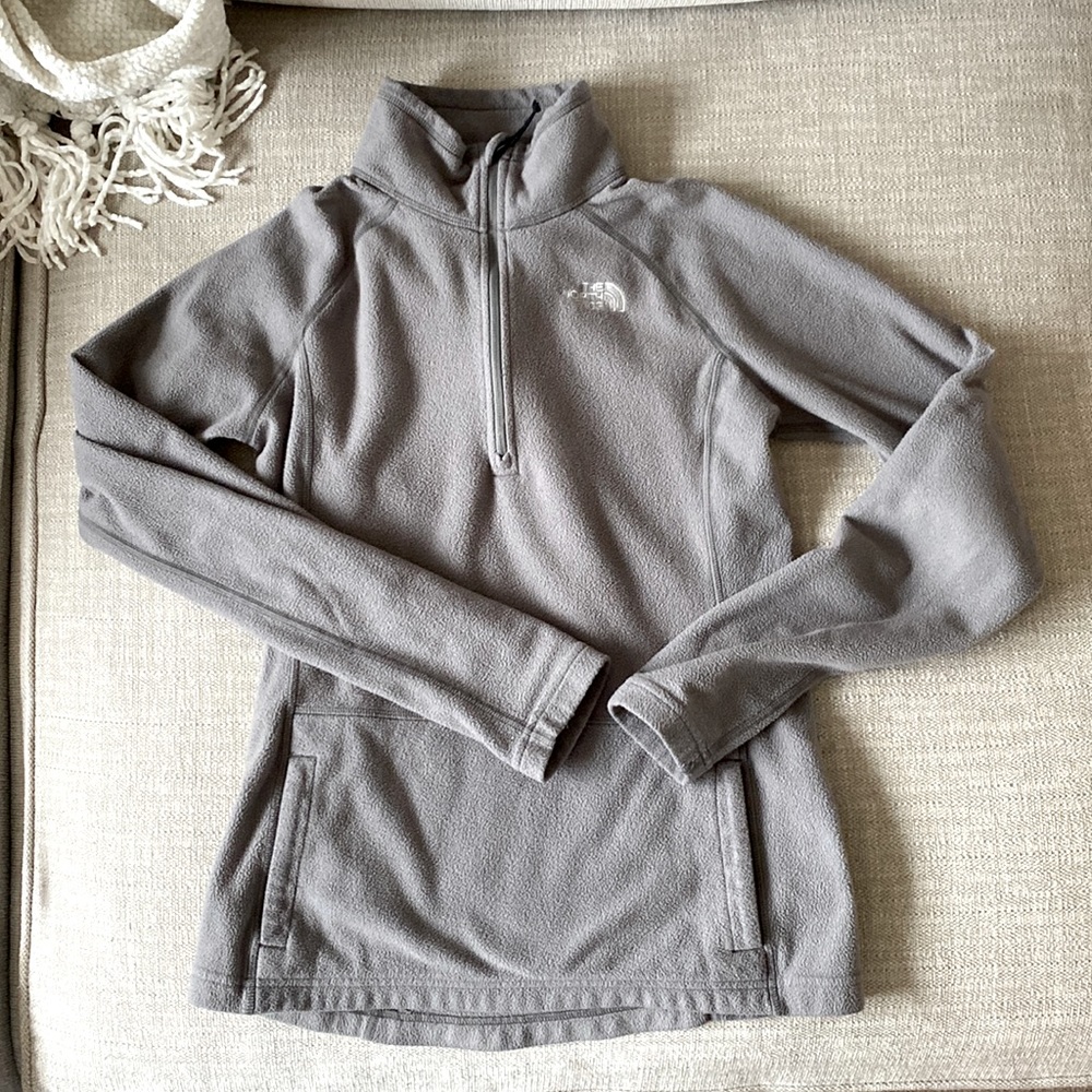 The North Face pullover 1/4 zip